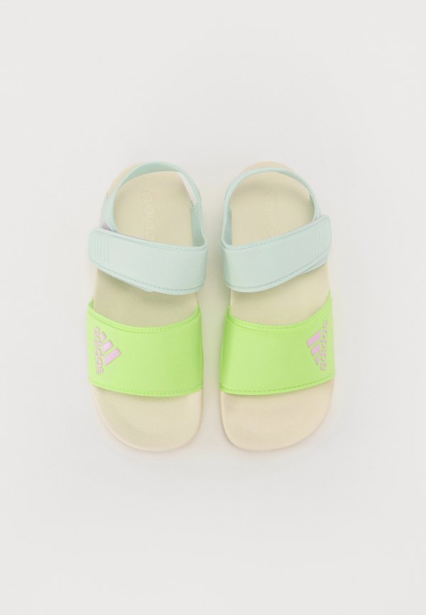 ADILETTE – Trekkingsandale