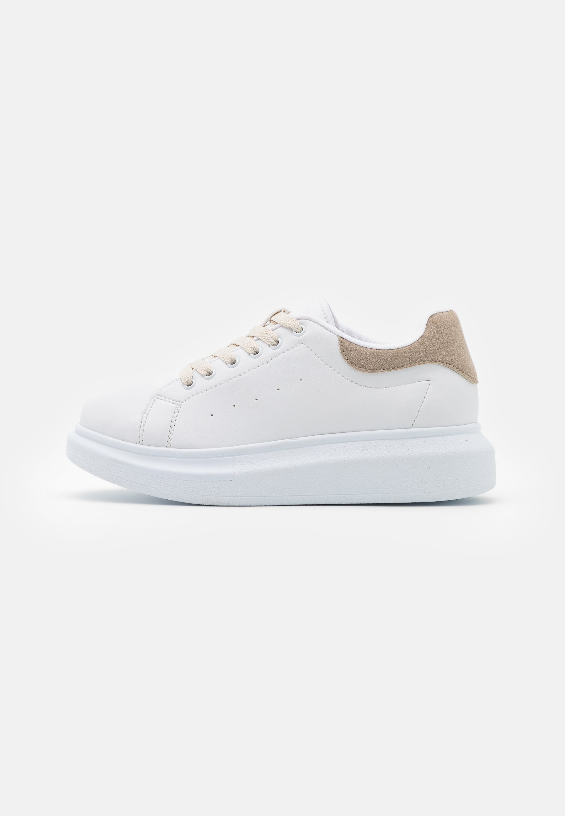 Nly by Nelly PERFECT - Joggesko - white/beige Nly by Nelly PERFECT - Joggesko - white/beige