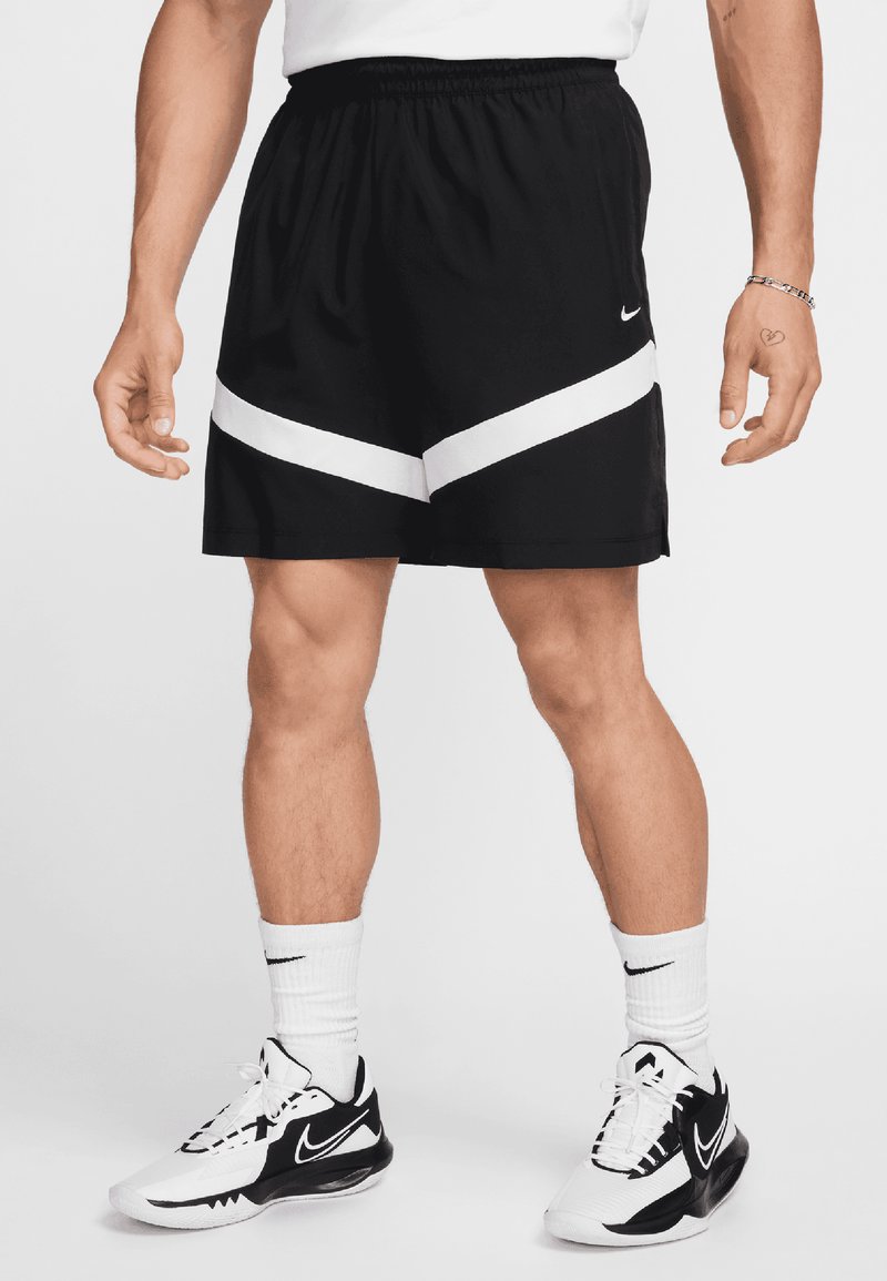 Nike Performance Pantalón corto de deporte - black/white