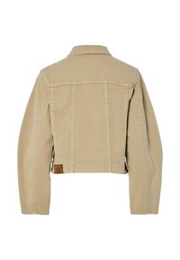 Beige cropped denimjacket met lange mouwen en een klein bruin leren label met de tekst "YAS" aan de onderkant van de linker achterkant.