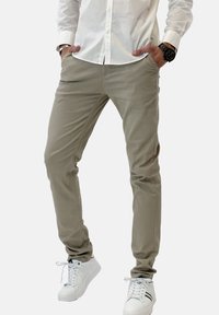 No seleccionado, beige