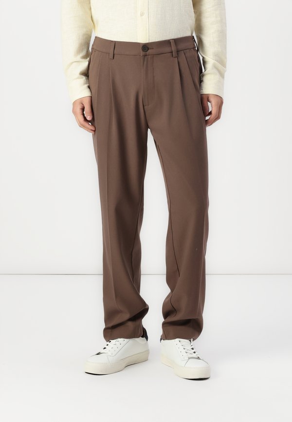 STKARL ULIAN  - Chino - turkish coffee