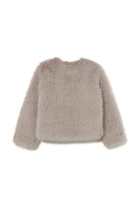 Chaqueta corta de pelaje sintético de manga larga en gris claro con cuello redondo, vista desde la parte posterior sobre un fondo blanco.