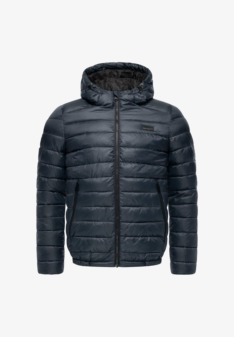 Niebieska kurtka puchowa o usztywnionym kroju, z kapturem, zapięciem na zamek, dwoma bocznymi kieszeniami oraz pikowaną strukturą.