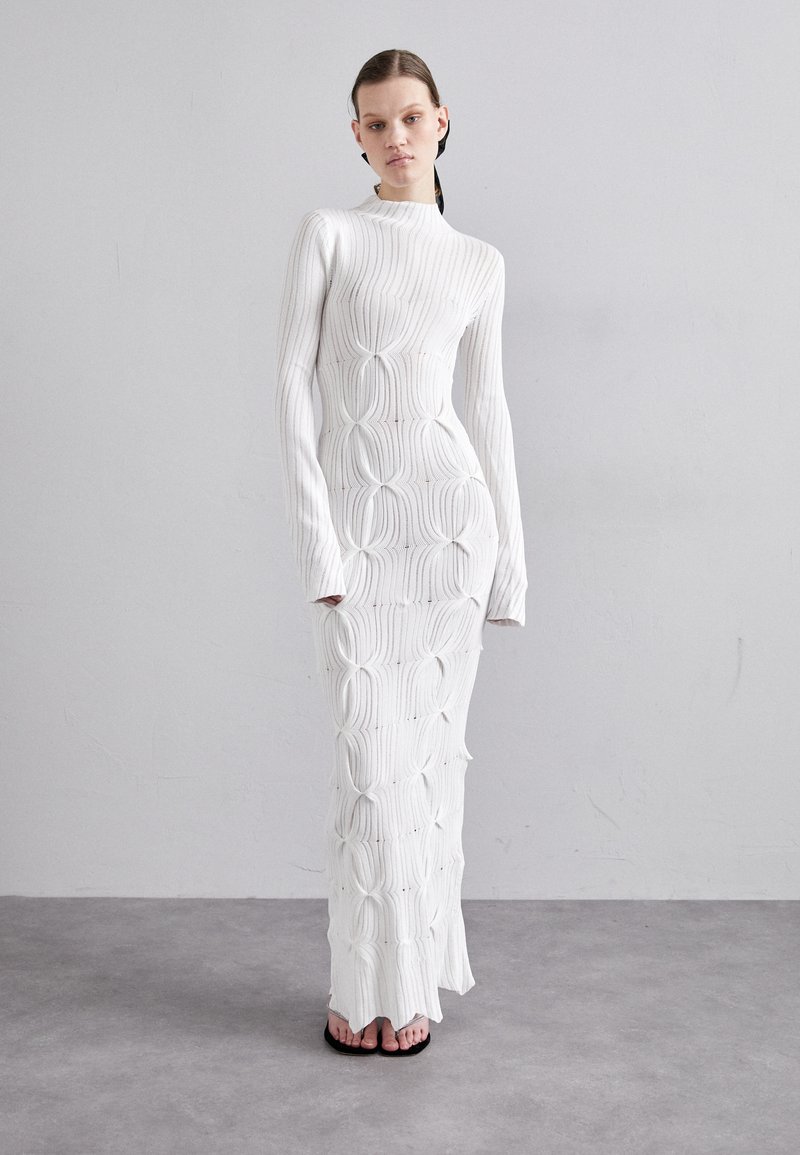 Elleme TURTLENECK DRESS Strickkleid cream/offwhite Zalando.de