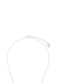 Zilveren ketting met een delicaat ontwerp, voorzien van een karabijnsluiting en een verlengketting voor verstelbare lengte.
