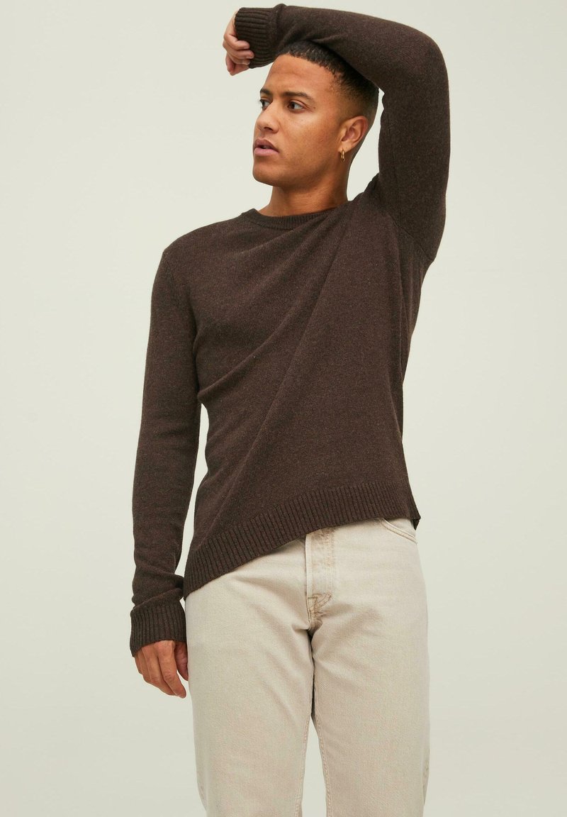 Jack & Jones PULLOVER - Jersey de punto - braun
