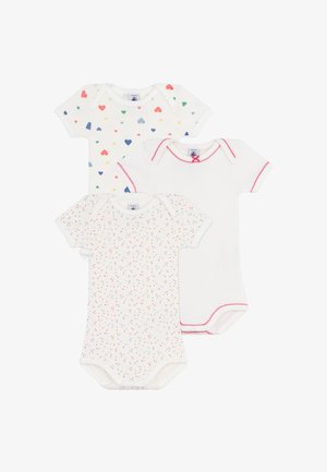 Conjunto de tres bodies de manga corta en suave algodón. Características: patrón de corazones multicolores, puntos dispersos y costuras de color rosa contrastante.