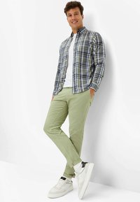 BRAX STYLE DANIEL  - Hemd - olive