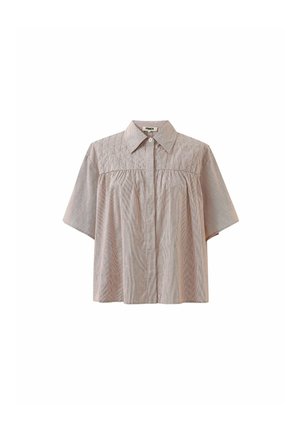 Chemise à manches courtes, à boutons, avec col. Fabriquée dans un tissu léger et texturé, avec des rayures rose pâle et crème. Présente un design à plis sur le devant.