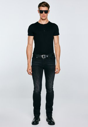 T-shirts basic - schwarz