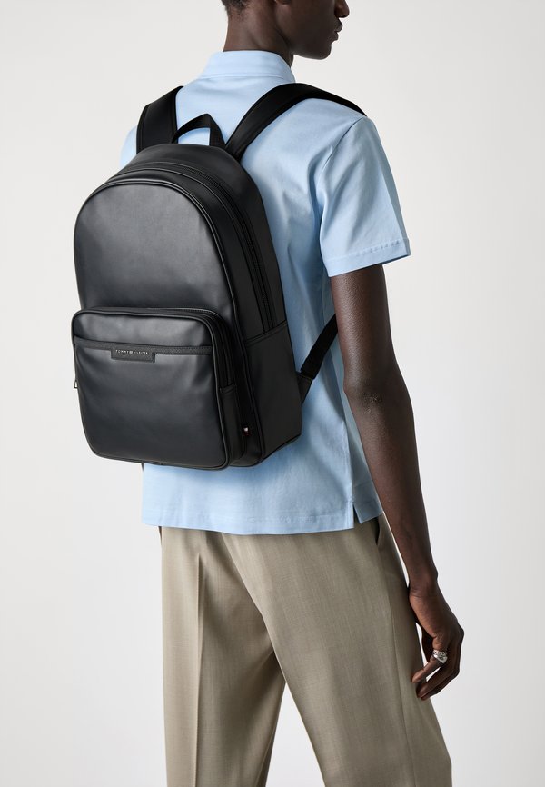 BACKPACK  - Rucksack