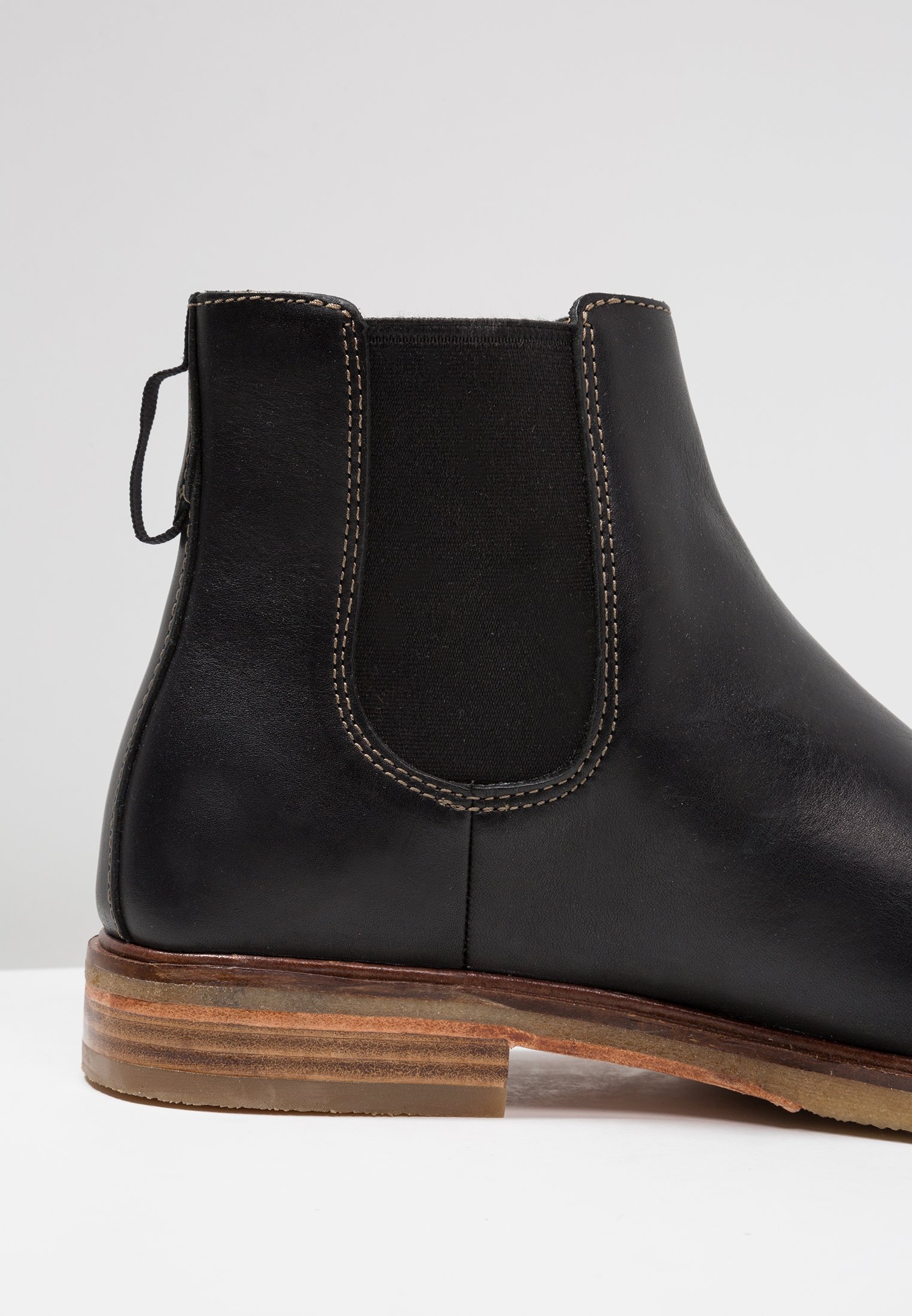 clarks gobi boots