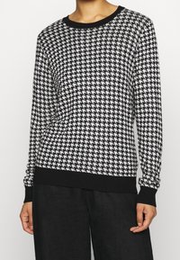 Kaffe Pullover - black