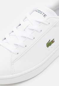 Lacoste CARNABY SET CHILDREN COURT LACE UNISEX - Zapatillas - blanc/marine