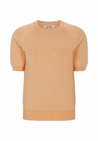 Unselected, peach parfait