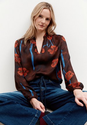 More & More Blouse - poppy flower print