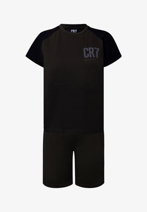 Czarny zestaw do spania z krótkim rękawem z logo "CR7 Nightwear" na lewej piersi, w skład którego wchodzą koszulka z okrągłym dekoltem i dopasowane szorty.