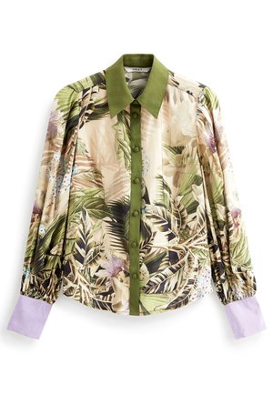 Blouse boutonnée à manches longues avec col vert, patte de boutonnage verte, imprimé feuilles et fleurs tropicales et poignets lavande.