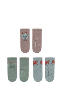 Sechs Paar Baumwollsocken in gedämpften Farben: braun, grün und grau, mit Tiergrafiken: einem Bären, Füchsen und einem Wolf, verziert mit floralen Akzenten.