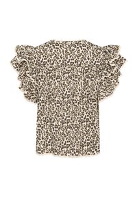 Top en imprimé léopard beige et marron, avec des manches volantes et un design fluide, doté d'un col rond et d'un ourlet festonné.
