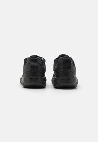 Nike Performance Scarpe da corsa su strada - black