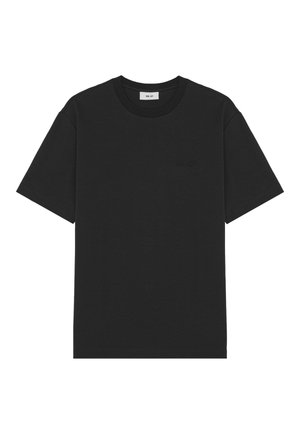 Schwarzes Kurzarm-T-Shirt aus Baumwolle mit rundem Halsausschnitt und einem dezenten erhabenen Logo auf der Vorderseite. Glatte Textur und klassischer Schnitt.