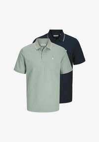 Sélectionné, iceberg green