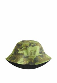Bucket Hat mit grünem und braunem Camouflage-Muster, aus Stoff mit weicher Textur und einem kontrastierenden schwarzen Rand.