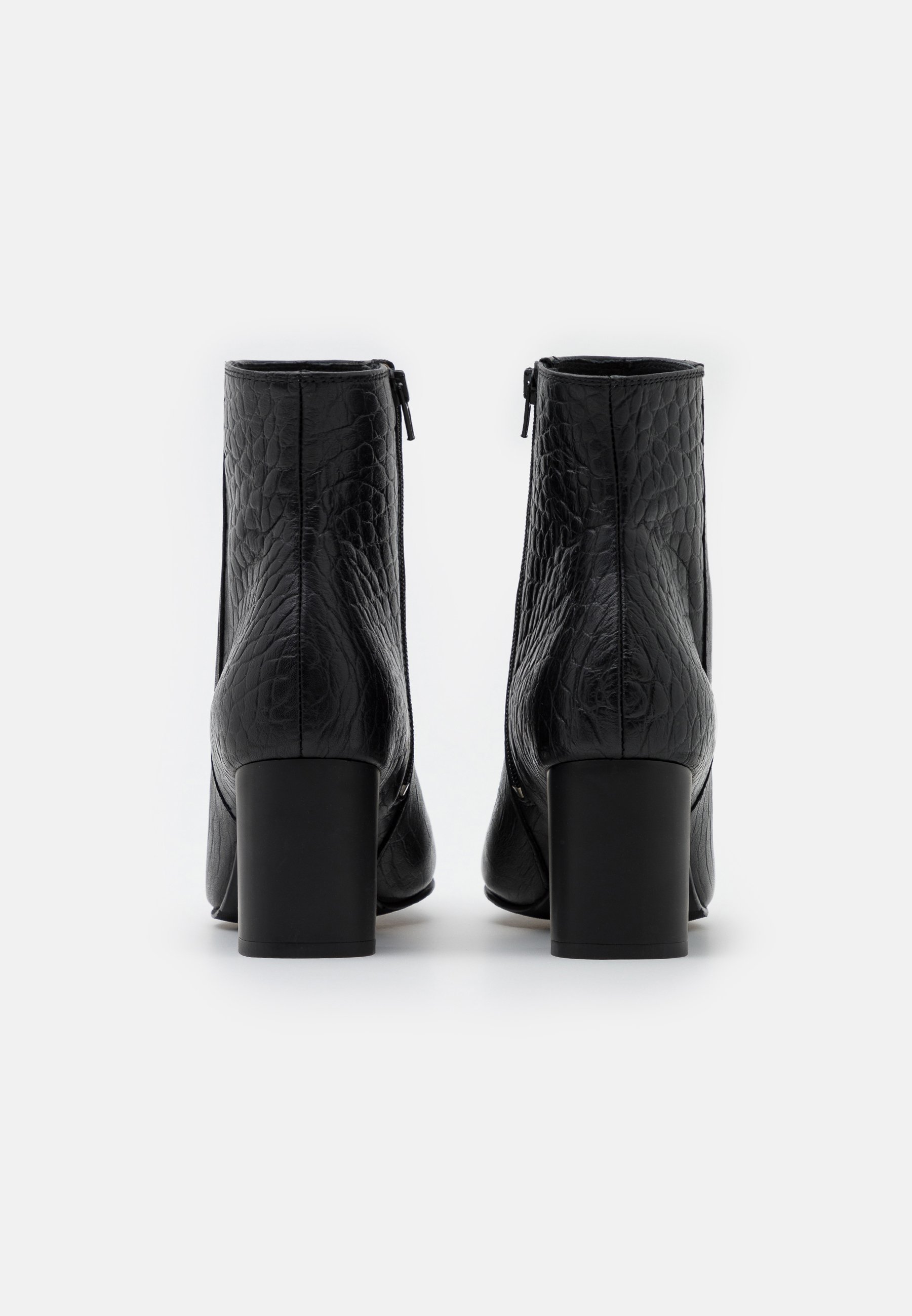bottine croco femme