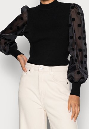 Sweter