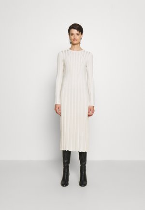 SELMA - Strikket kjole - off white/ivory