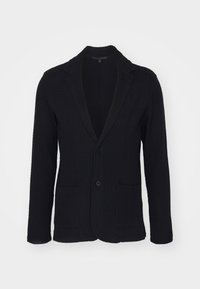 Schwarzer Fischgrätenblazer mit einer einzelnen Knopfleiste, Reverskragen und Fronttaschen. Hergestellt aus strukturiertem Stoff, mit einer taillierten Passform.