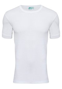 Hvid kortærmet t-shirt lavet af bomuld. Har en rund halsudskæring og en glat tekstur med forstærkede ærmer. Ingen mønstre eller dekorationer.