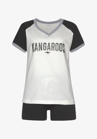 Unselected, schwarzweiß