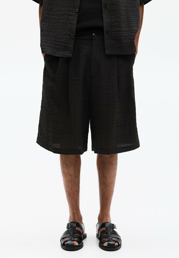 SEERSUCKER  - Shorts