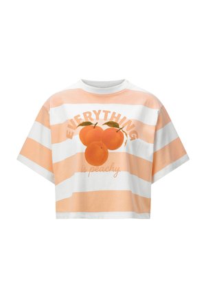 Krátke tričko s krátkym rukávom a širokými vodorovnými pruhmi v broskyňovej a bielej farbe, s motívom troch broskýň a textom "VŠETKO je broskyňové."