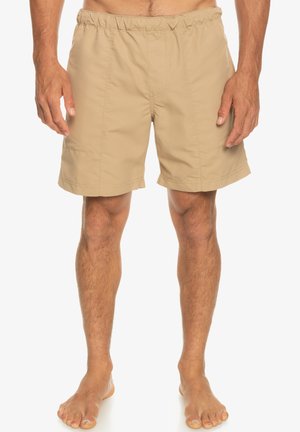 Beige Badeshorts aus leichtem Stoff, mit elastischem Bund, geradem Schnitt und Seitentaschen, haben eine glatte Textur.
