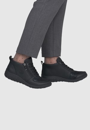 Rieker, RIEKER SCHNÜRSTIEFEL 59541 - Trainers - black