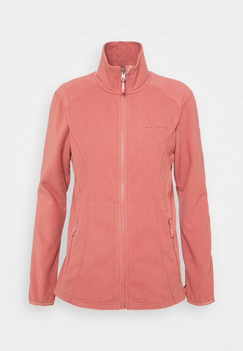 Veste polaire, couleur rose clair, fermeture éclair complète, col montant, deux poches latérales avec fermetures éclair, logo sur la poitrine, texture lisse.