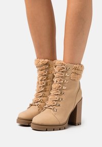 Anna Field Botines de tacón - beige