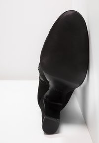 ALDO Botas de tacón - black