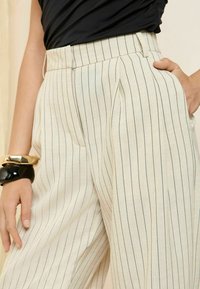 Friends Like These Broek - cream