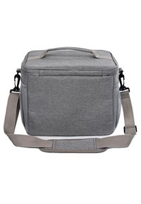 Graue, weiche, isolierte Kühltasche mit Oberhandgriff, verstellbarem Schultergurt und netzartigen Seitentaschen, vor weißem Hintergrund gezeigt.