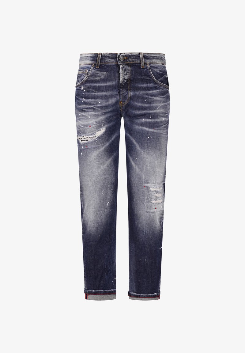 Vaqueros de mezclilla azul oscuro deslavados con detalles desgastados, salpicaduras de pintura y puños enrollados.