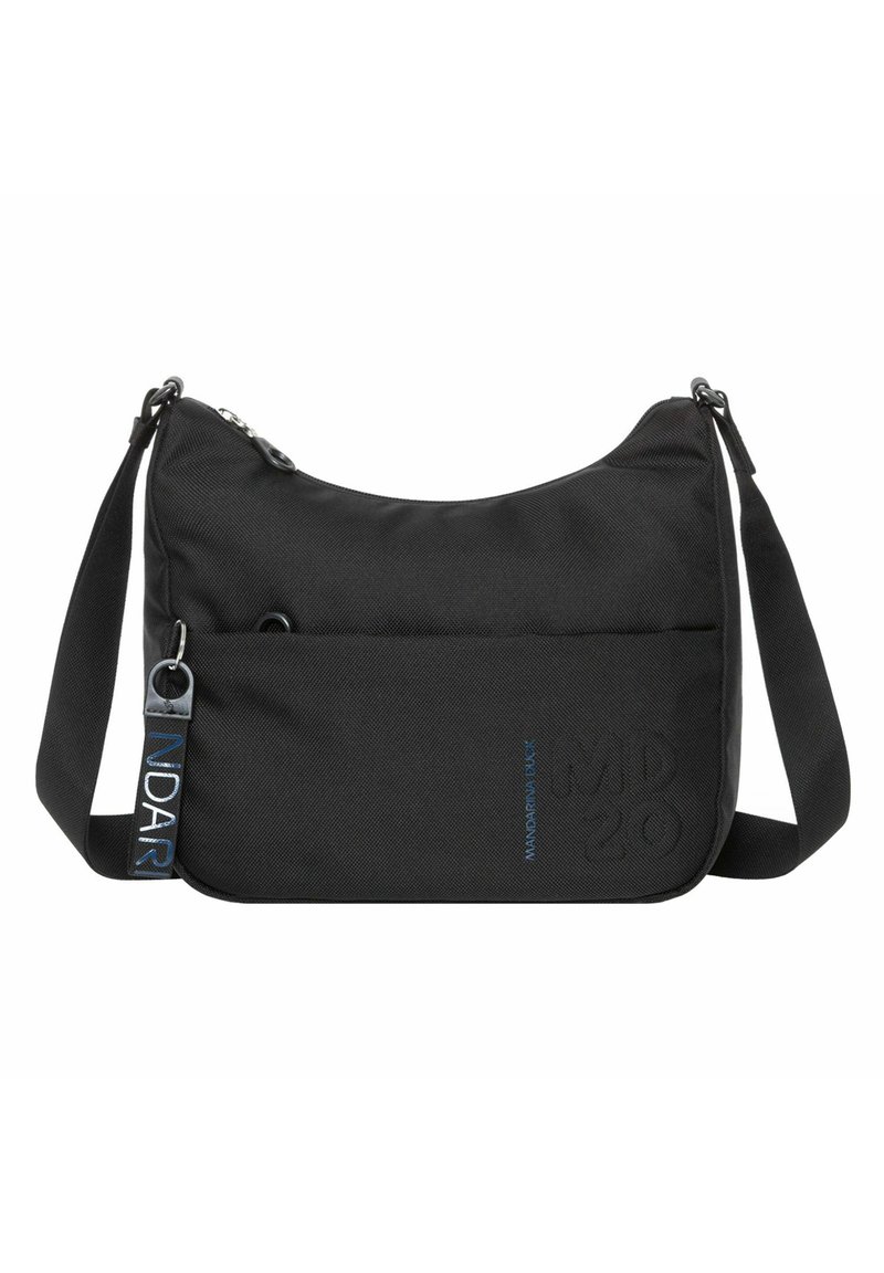 Borsa a spalla nera realizzata in tessuto testurizzato, con chiusura superiore a zip, tracolla regolabile e tasca frontale con dettagli del logo.