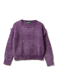 Pullover viola a maglia con un motivo testurizzato, ampia scollatura rotonda e dettagli sfrangiati sulle spalle. Orlo e polsini a coste.