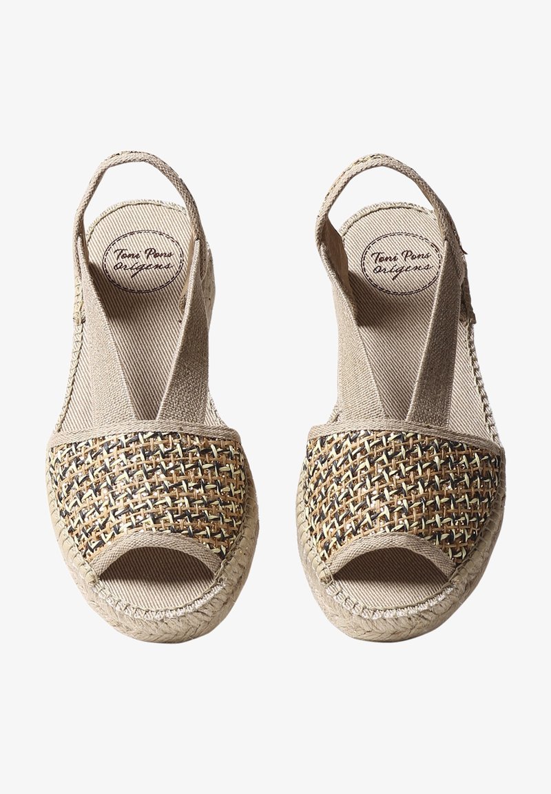 Sandales espadrilles tissées beiges avec orteils ouverts, brides arrière et semelles en jute tressé, vues de dessus.
