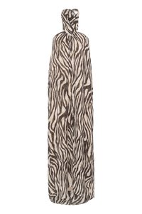 Cloak cu imprimeu de zebra, realizat dintr-un material ușor; are un design fluid cu glugă, predominant bej cu dungi negre.