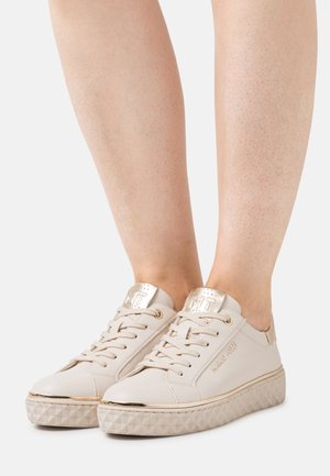 Marco Tozzi Trainers - cream